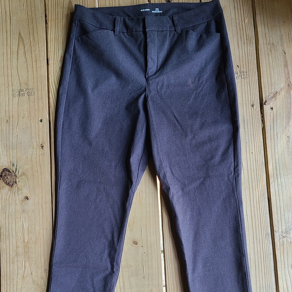 Old Navy 12 Pixie High Rise Pants